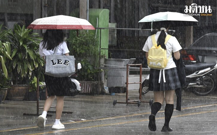 กรมอุตุ เตือนฝนถล่มทั่วไทย ระวังท่วมฉับพลัน น้ำป่าหลาก ใต้คลื่นสูง 2 เมตร