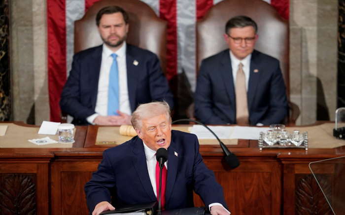 ทรัมป์โวนำชาติสู่ 