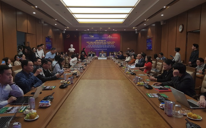 เวียดนามให้ความสําคัญกับวัฒนธรรมธุรกิจที่เวทีระดับชาติในฮานอย