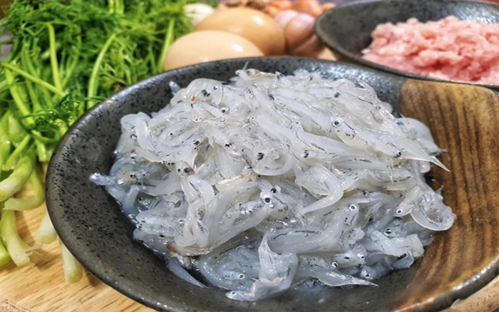 ฤดูกาลของปลา Whitebait ใกล้เข้ามาแล้ว รสชาติที่มีแนวโน้มสําหรับทั้งครอบครัว