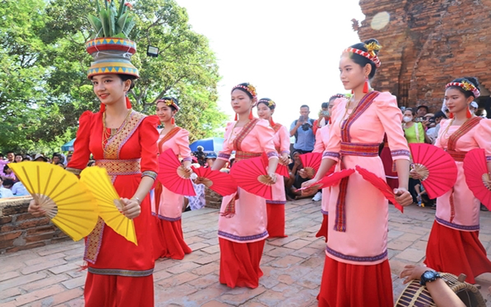เทศกาลวัฒนธรรมจามจะจัดขึ้นใน Khánh Hòa โดยมีโปรแกรมที่มีชีวิตชีวา