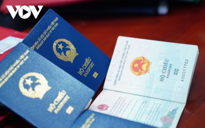 หนังสือเดินทางของเวียดนามหลุดสองอันดับในการจัดอันดับโลกปี 2026