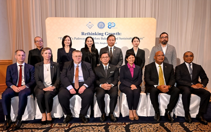 รองนายกรัฐมนตรีและรัฐมนตรีว่าการกระทรวงการต่างประเทศกล่าวเปิดงานเสวนาในหัวข้อ “ปรับแนวคิดการพัฒนา: แนวทางของไทยสู่อนาคตที่สมดุลและยั่งยืน”