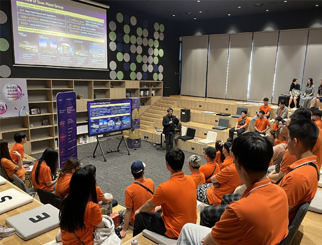 สมาคมมิตรภาพไทย-เวียดนาม ร่วมนำนักศึกษา  FPT University โครงการหลักสูตรการเรียนภาษาอังกฤษแบบเร่งรัด ดูงาน บริษัท สยามพิวรรธน์ จำกัด