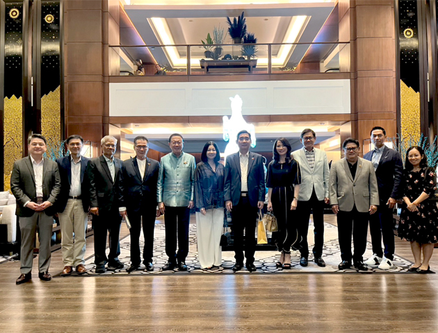 คณะกรรมการสมาคมมิตรภาพไทย-เวียดนาม ฉลองเทศกาลเต็ดและร่วมประชุมหารือ